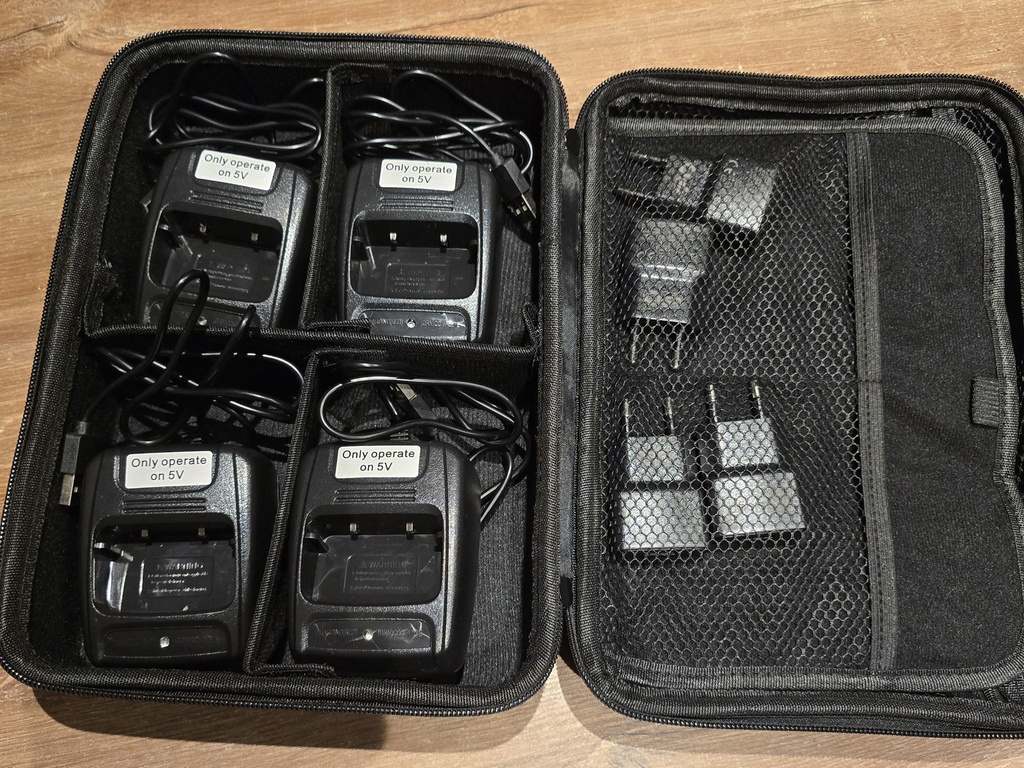 Kit 4 Talkie-Walkie semi professionnels 2.5 km en extérieur 