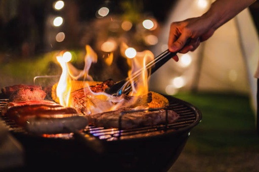 BBQ 50 personnes+2 grilles : Caution 40 € l'unité Tarif dégressif par jour supplémentaire